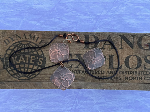 5 Petal Flower Antique Look Copper Set